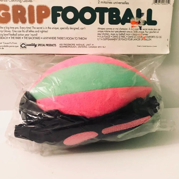Vintage Grip Ball Football With Glove Damaged Packaging - Picture 11 of 16
